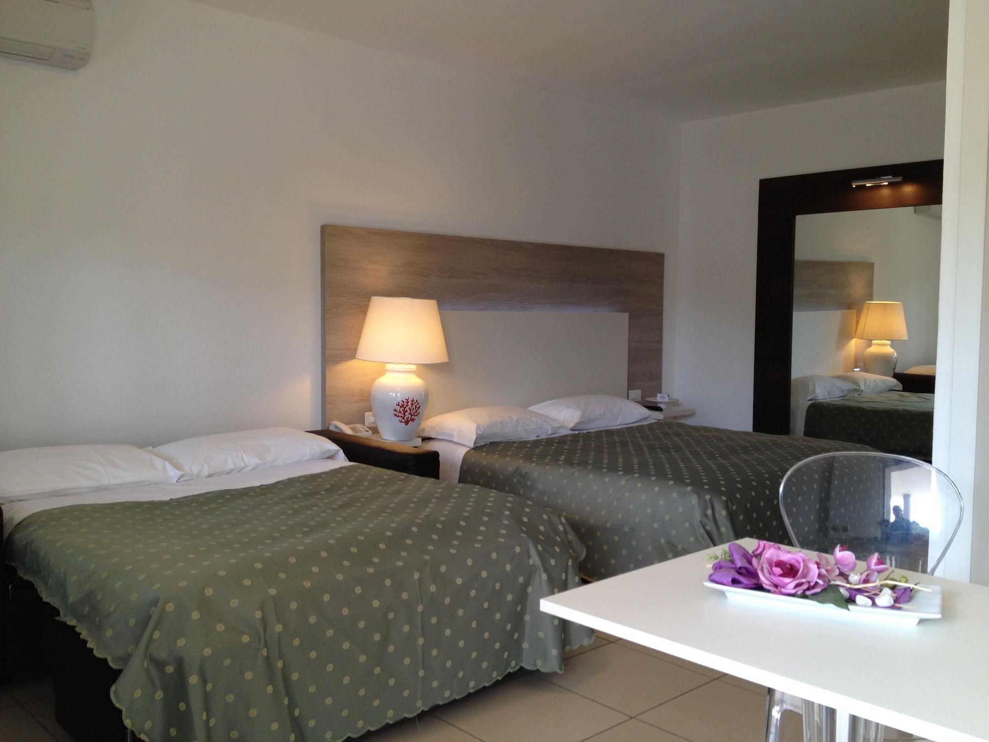 Hotel Ambrosio La Corte Olbia Eksteriør bilde