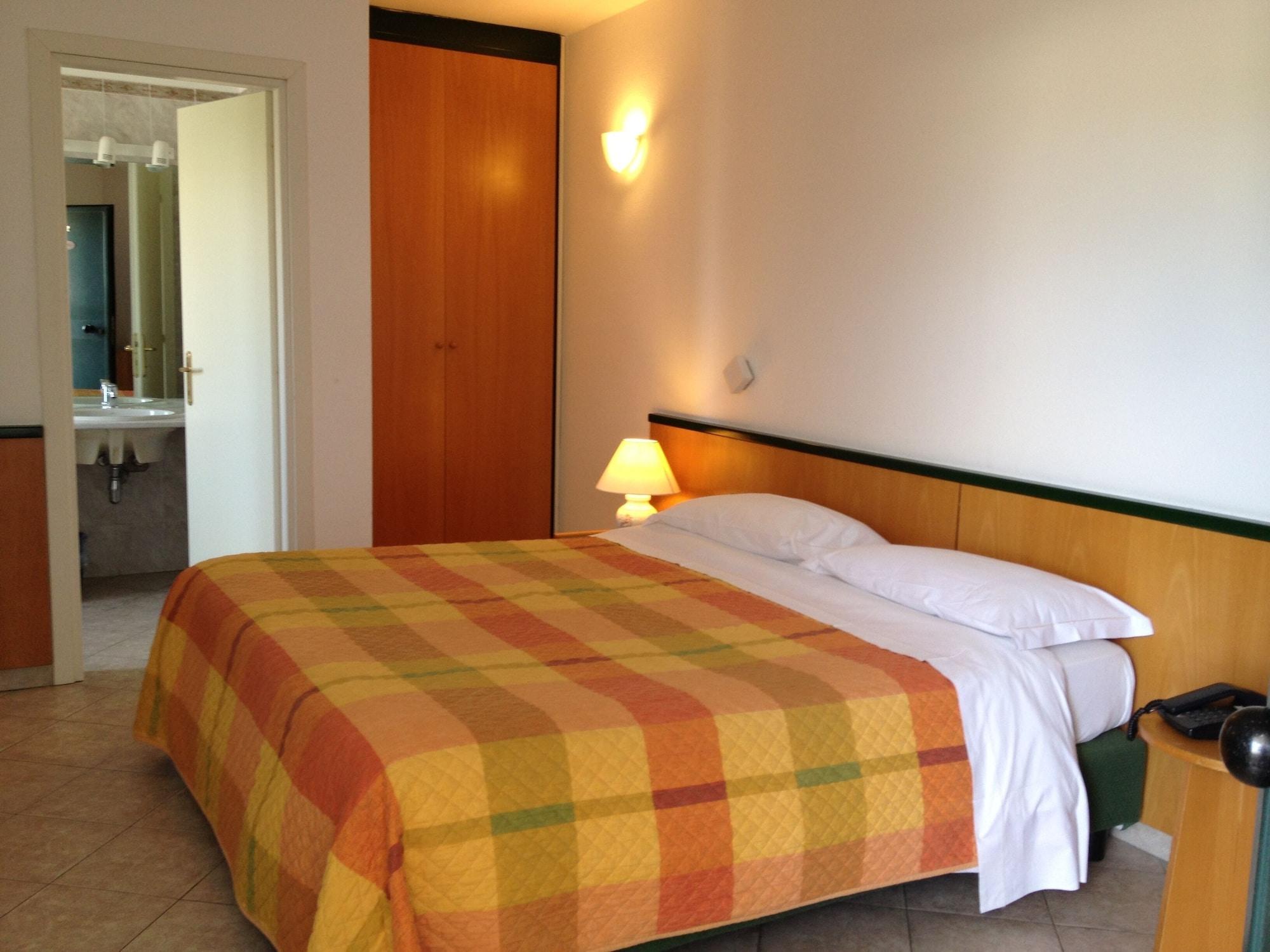 Hotel Ambrosio La Corte Olbia Eksteriør bilde